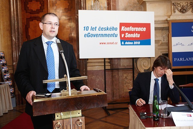Náměstek Chýlek na konferenci 2, autor: estat.cz