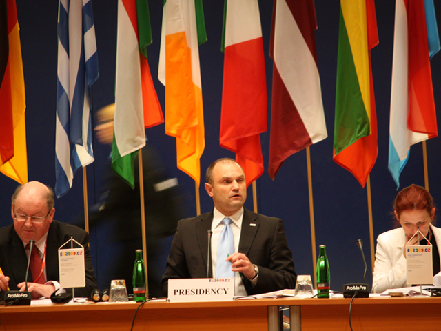 Minister Langer during the speech